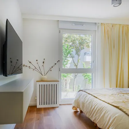 Paris West Elegant Apartment *