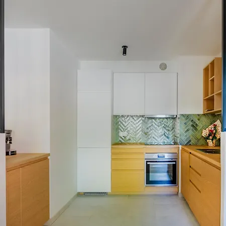 Apartment Paris West Elegant