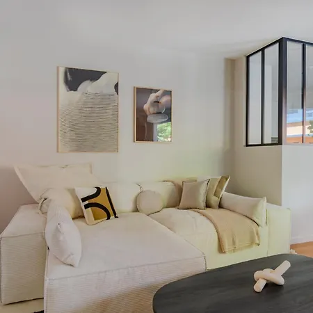 Paris West Elegant Suresnes