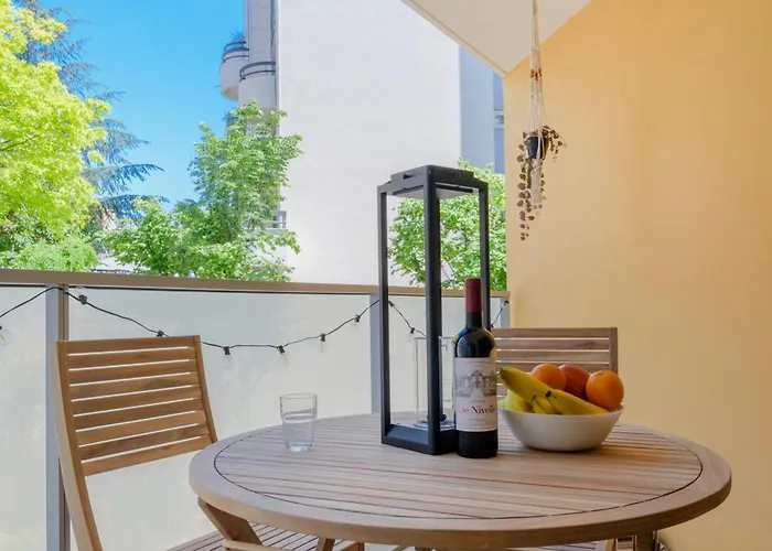 Paris West Elegant Appartement
